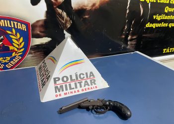 PM prende homem por posse ilegal de arma de fogo em Poços de Caldas
