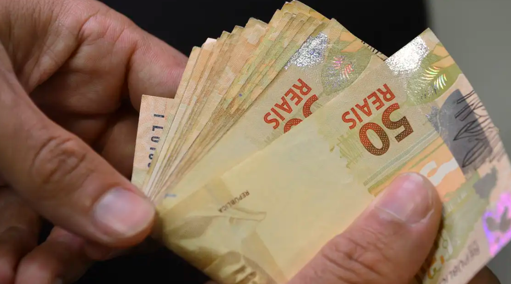 Famílias mais pobres vão receber reembolso do Governo Federal