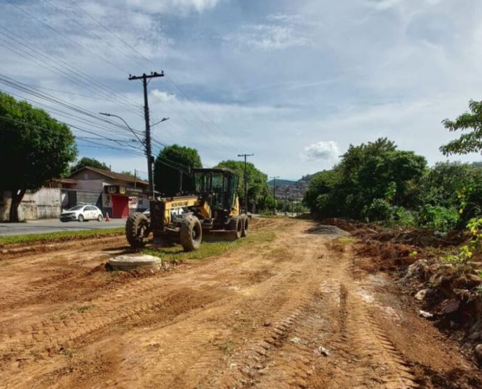 Av. Saul Prado Brandão começa a ser duplicada na Zona Leste de Poços de Caldas