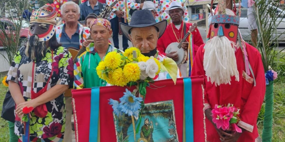 Encontro de Companhias de Santos Reis acontece neste sábado (04) em Poços