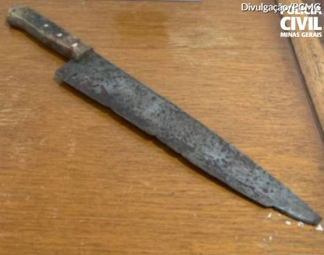 Perdões: PCMG prende suspeito de tentar matar companheira a facadas
