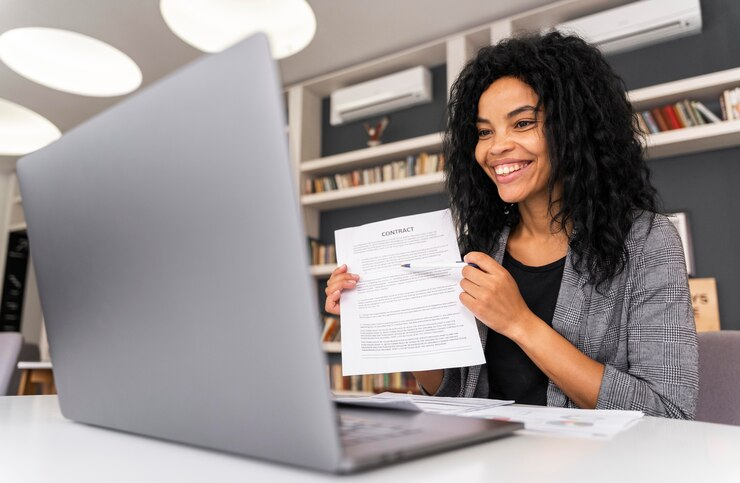 Projeto Emprega Caldas busca conectar empresas a candidatos em busca de emprego