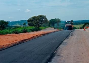 Obras na MG-167 avançam no Sul de Minas