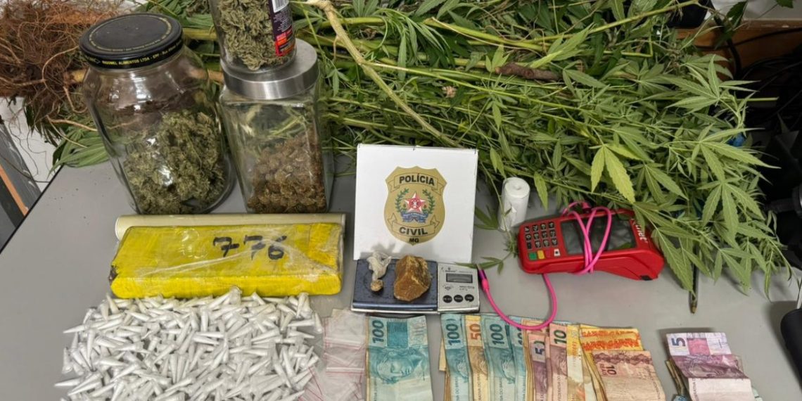Polícia Civil prende em flagrante duas mulheres por tráfico de drogas