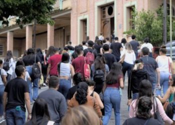 Vestibular UEMG 2025: prova de conhecimentos gerais será aplicada no domingo (12/1)