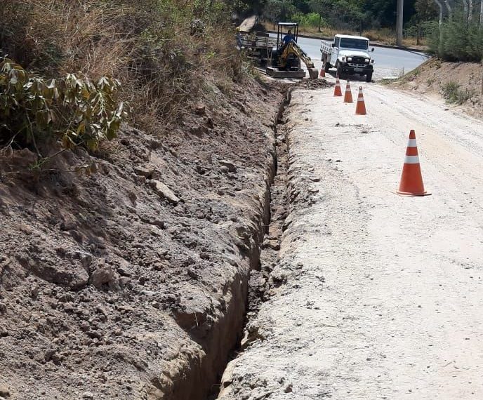 Moradores do bairro do Potreirinho do Pinheirinho agora têm acesso à água encanada