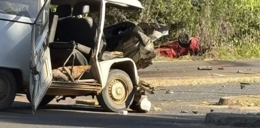 VÍDEO | Grave acidente na MG 184 próximo ao trevo de Cavacos