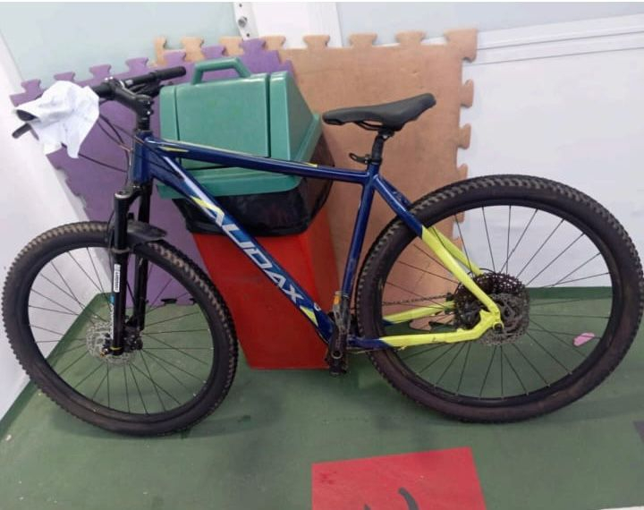 Bicicleta furtada é deixada nas dependências da UPA de Poços de Caldas