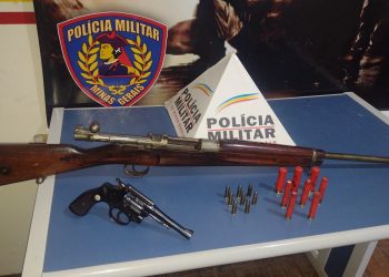 PM apreende armas e munições no bairro Bem Bastos; homem de 64 anos é preso