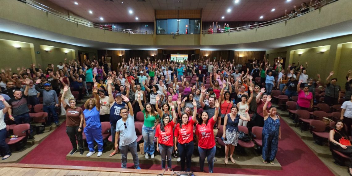 Servidores de Poços rejeitam propostas de reajuste salarial e discutem greve nesta quinta-feira (27)