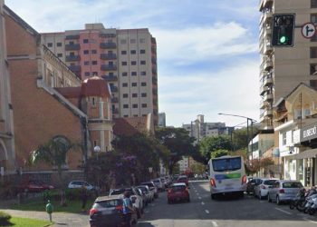 Idoso é agredido após acidente de trânsito no centro de Poços de Caldas