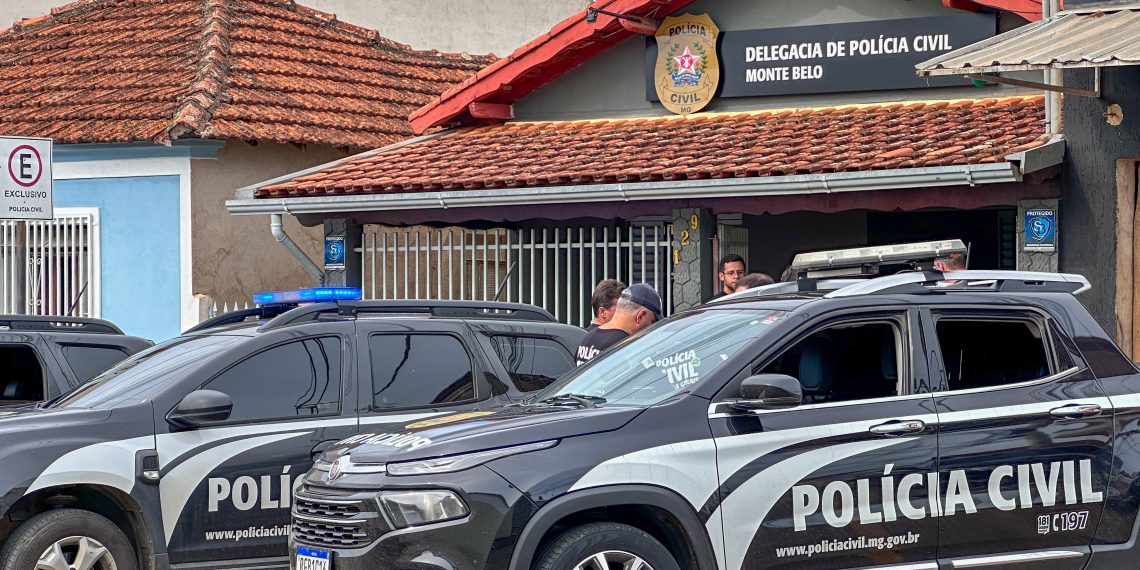 Dois homens são presos por roubar R$25 mil reais de uma loja