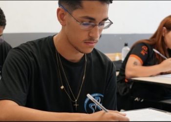 FIES 2025: estudantes da rede estadual de Minas podem fazer a inscrição até a próxima sexta (7/02)