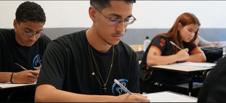 FIES 2025: estudantes da rede estadual de Minas podem fazer a inscrição até a próxima sexta (7/02)