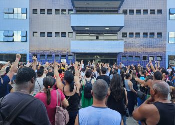 Servidores da Prefeitura de Poços de Caldas decidem entrar em greve dia (05/03)