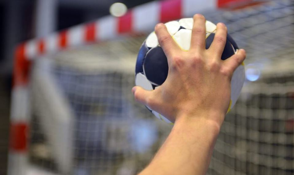 Curso para árbitro de Handebol com inscrições gratuitas em Poços de Caldas