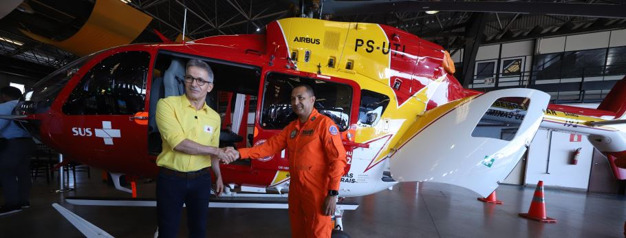 Corpo de Bombeiros do Sul de Minas recebe novo helicópeto de resgate