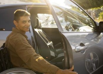 Aplicativos de transporte devem adotar medidas contra discriminação, determina Procon