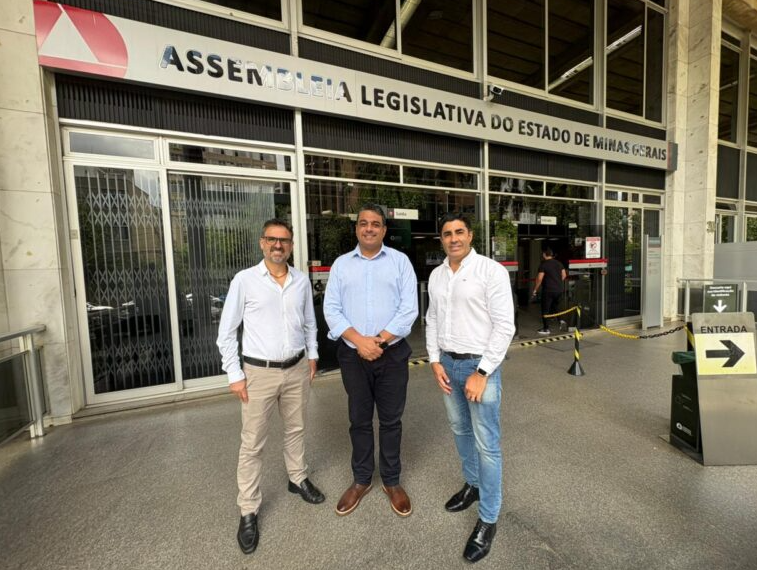 Prefeitura de Poços busca investimentos com deputados e governo estadual