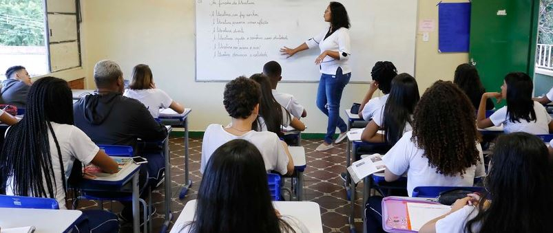 GRATUITO: professores do estado podem escolher entre 3 cursos de pós-graduação