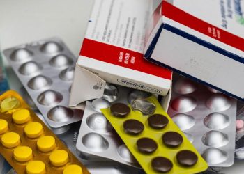 Remédios devem ficar até 5,06% mais caros a partir de segunda-feira (31)