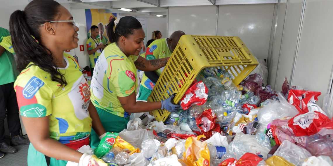 BNDES lança edital de R$ 20 milhões para cooperativas de catadores de materiais recicláveis