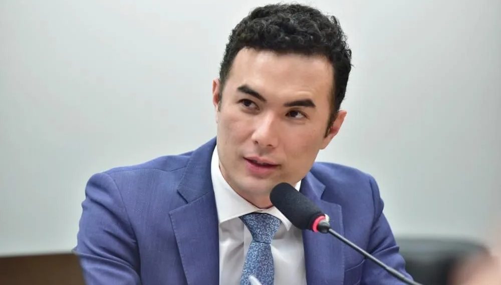 Deputado Federal Pedro Aihara (PRD) visita Santa Casa de Poços de Caldas nesta sexta-feira