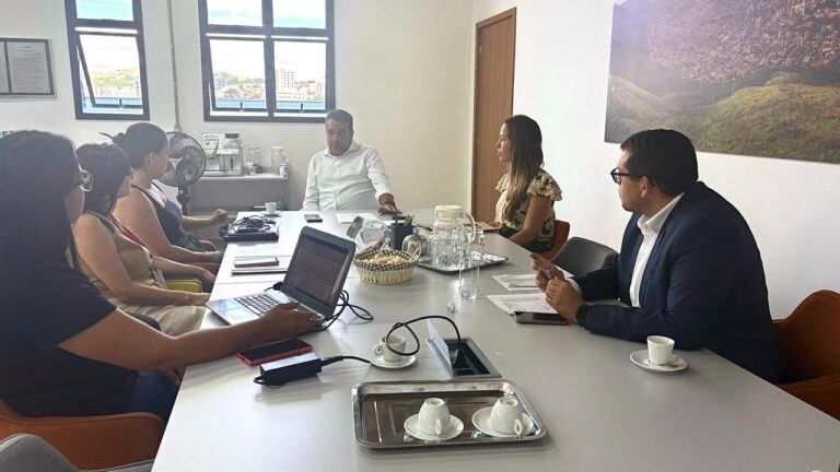 Prefeitura e Sindserv tentam acordo para encerrar greve em Poços de Caldas