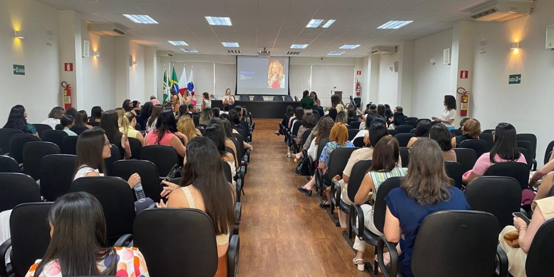 OAB Poços realiza evento em comemoração ao Mês da Mulher com mais de 130 participantes