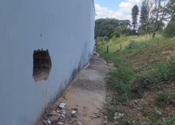 Ladrões abrem buraco na parede e furtam supermercado de São José do Rio Pardo