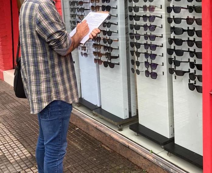 Procon e MPMG alertam óticas e médicos sobre exercício ilegal da medicina e outras irregularidades