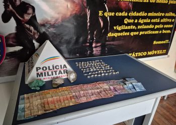 Adolescentes são apreendidos em operação da PM no Bairro Santa Rita