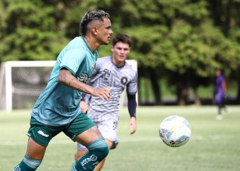 Caldense goleia o Villa Real por 6 a 1 em último jogo-treino antes da estreia no Módulo II do Mineiro