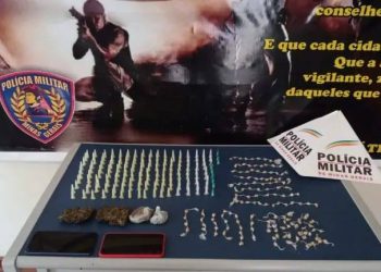 Operação com apoio de helicóptero apreende menores e retira grandes quantidades de drogas das ruas de Poços