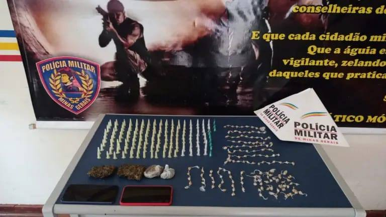 Operação com apoio de helicóptero apreende menores e retira grandes quantidades de drogas das ruas de Poços