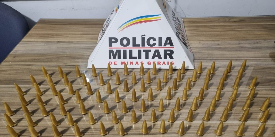 Operação Antidrogas em Alfenas apreende 100 pinos de cocaína no Bairro Recreio Vale do Sol