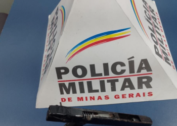 Homem é preso e adolescente procurado por ameaça a mão armada em Poços de Caldas