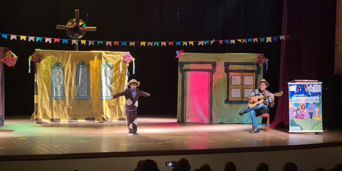Festival Estudantil de Teatro abre inscrições para escolas de Poços de Caldas