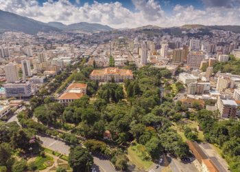 Com feriados se aproximando, Poços alerta turistas sobre vacinação contra febre amarela
