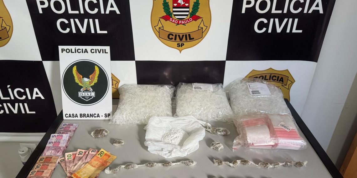 Dupla é presa por tráfico de drogas em Santa Cruz das Palmeiras