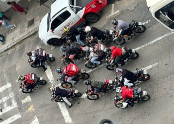 Motoboys em Poços de Caldas aderem à paralisação nacional e pedem melhorias nas condições de trabalho