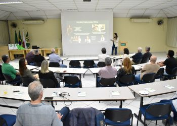 Unimed Poços homenageia jornalistas com evento especial e palestras sobre imagem e voz