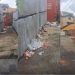 Aduelas deixadas há dois anos em avenida de Poços geram reclamações