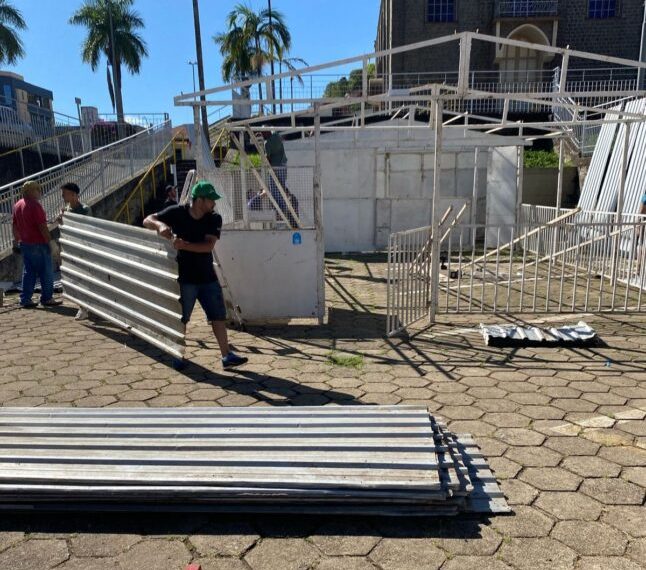 Barracas da Festa de São Benedito começam a ser montadas em Poços de Caldas