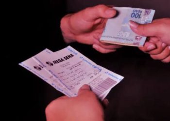 Idosa perde R$ 50 mil em golpe do falso bilhete premiado em Poços de Caldas