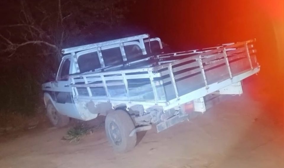 Veículo furtado em Bandeira do Sul é encontrado em estrada rural