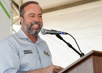 Alexandre Silveira anuncia mais de R$ 340 milhões para investimentos em mais de 50 municípios da região de Furnas