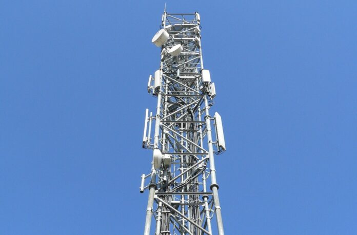 STF derruba lei de Poços de Caldas que cobrava taxa de R$ 26 mil para antenas de telecomunicação