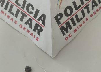 Drogas na mochila: adolescente é aprendido com entorpecentes em escola de Poços