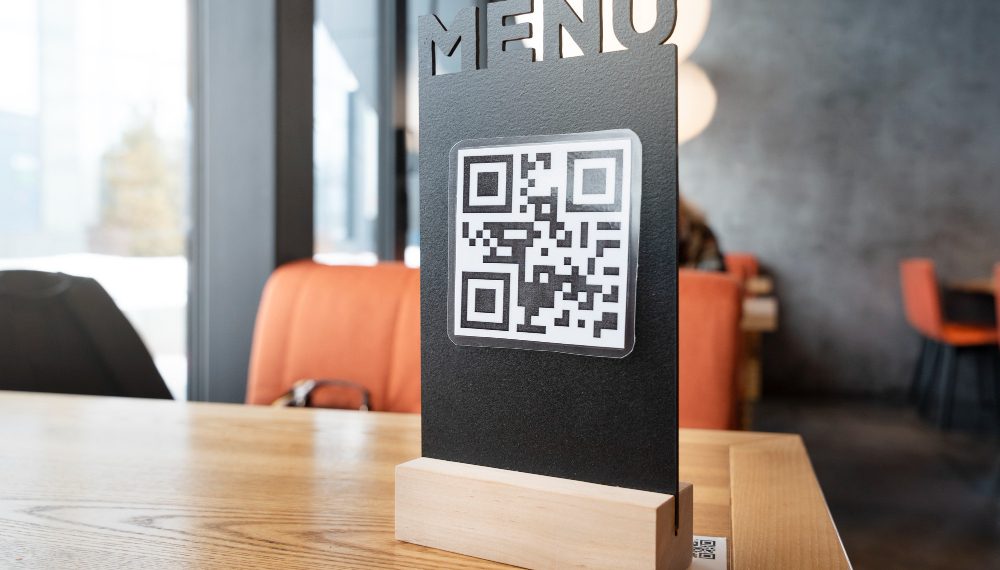 Procon exige cardápio digital para bares e restaurantes de Poços de Caldas